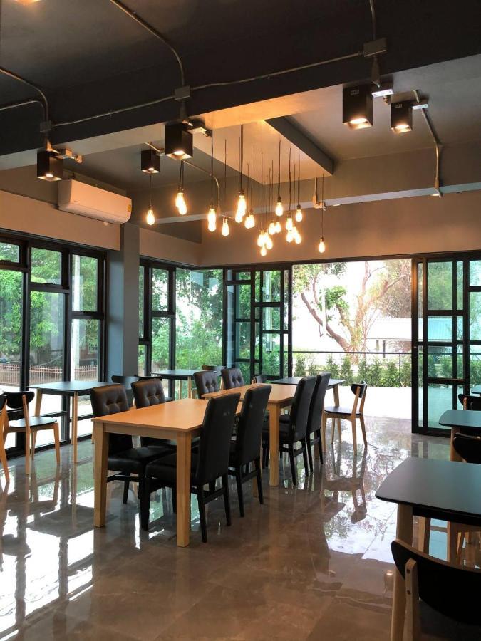 Abizz Hotel Kwanphayao Ngoại thất bức ảnh